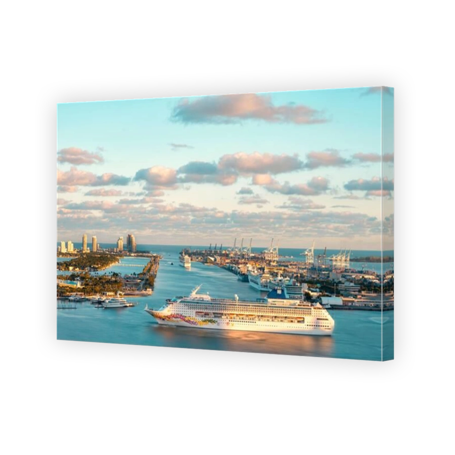Cruise Ship - Miami