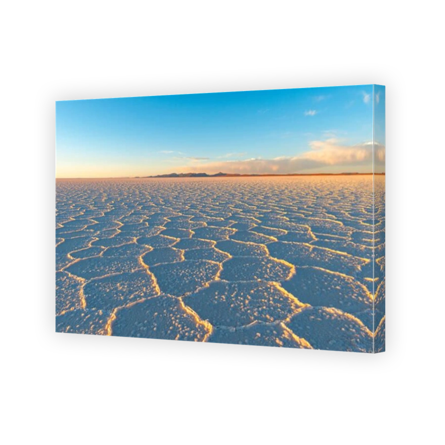 Hexagon salt formations at sunset in the Uyuni salt flat desert (Salar de Uyuni), Bolivia.