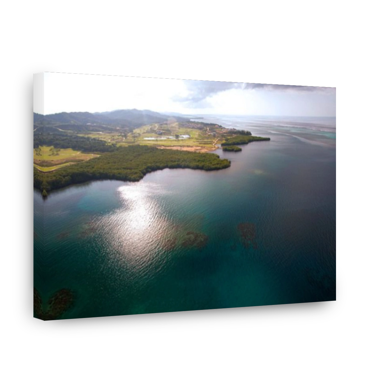 Pristine Bay Resort and Black Pearl Golf course on the island of Roatan, Honduras
