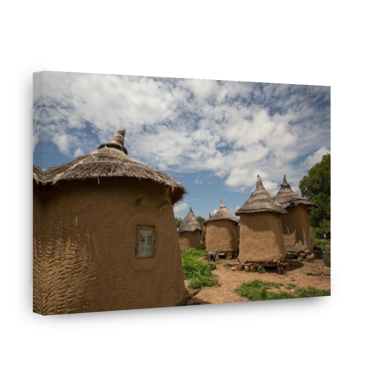 Traditional mud and grass houses in Réo, Burkina Faso, West Africa.