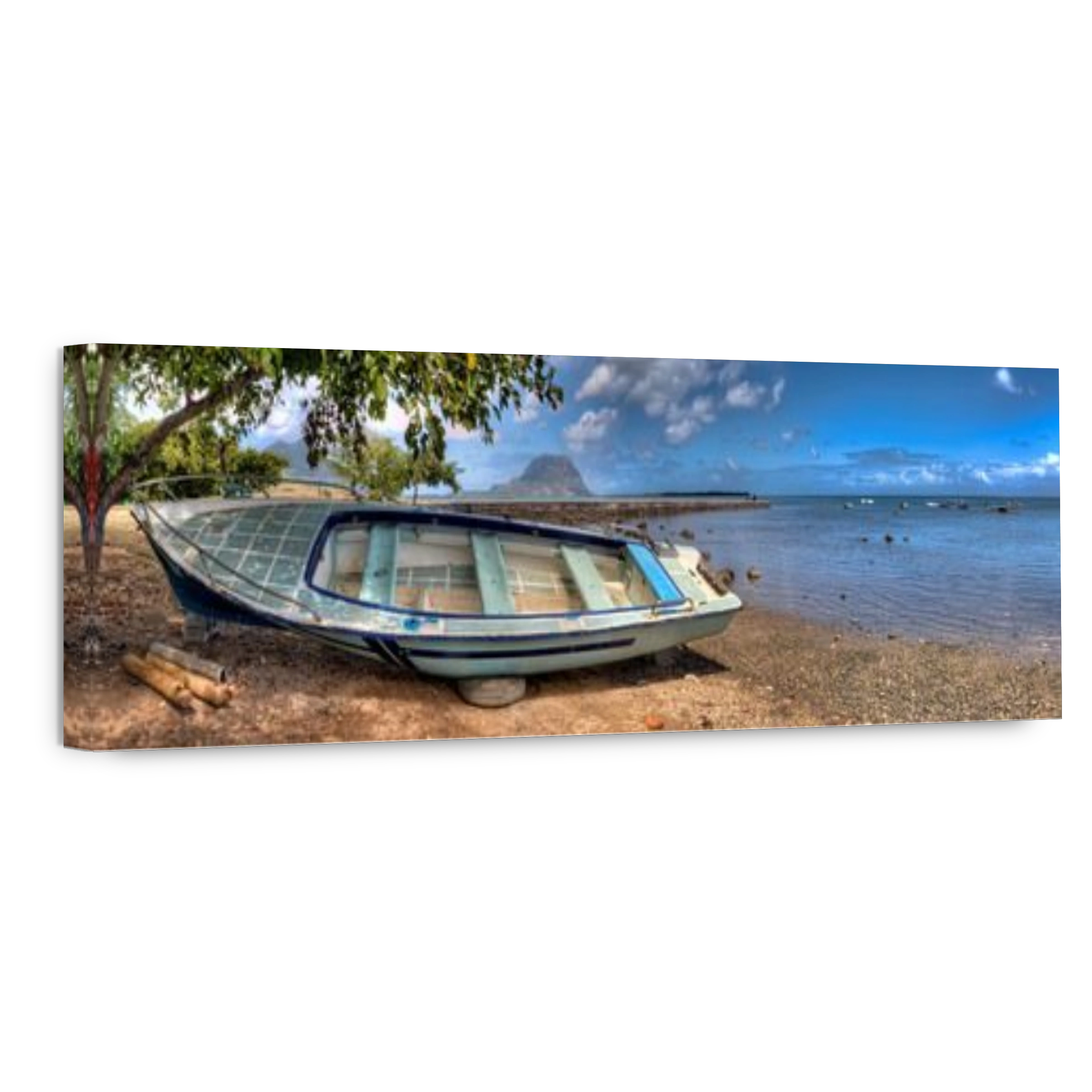 Panoramic view of Mauritius with a boat