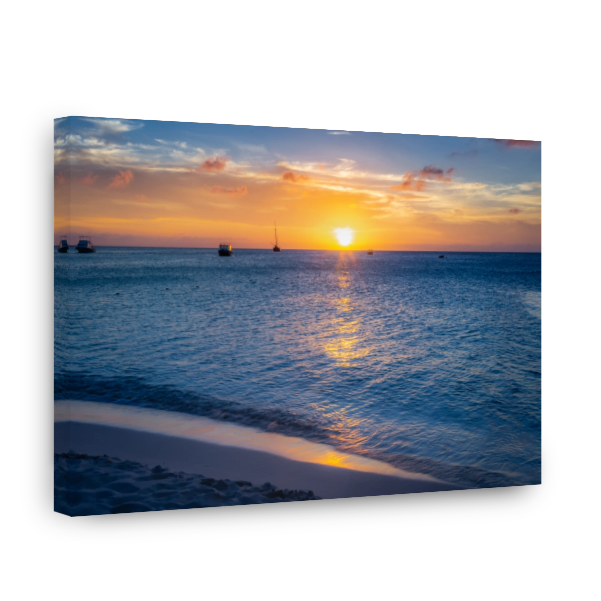 Aruba idyllic caribbean beach with boats at sunset, Dutch Antilles Sea