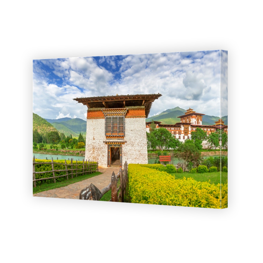 Entrance way to Punakha Dzong Monastery, one of the largest monastery, Punakha, Bhutan