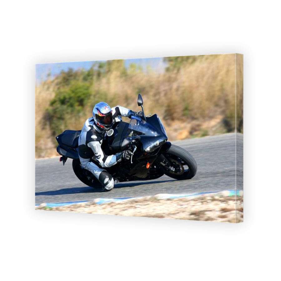 Yamaha R1
