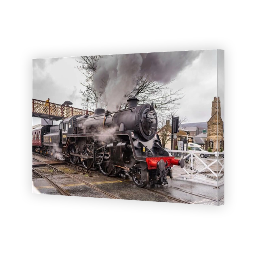 East Lancashire Railway.Ramsbottom station. BR Standard 4MT 2-6-0 Steam Locomotive
