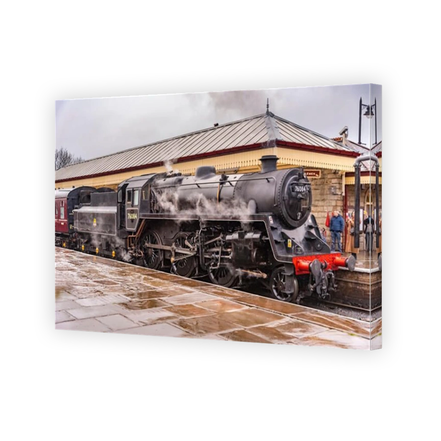 East Lancashire Railway.Ramsbottom station. BR Standard 4MT 2-6-0 Steam Locomotive