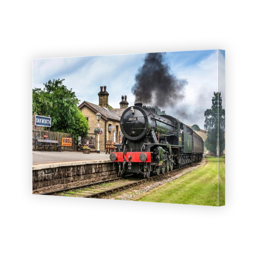 WD Class 2-8-0 (8F) steam loco No. 90733 at Oakworth station the scene of the film the Railway Children.