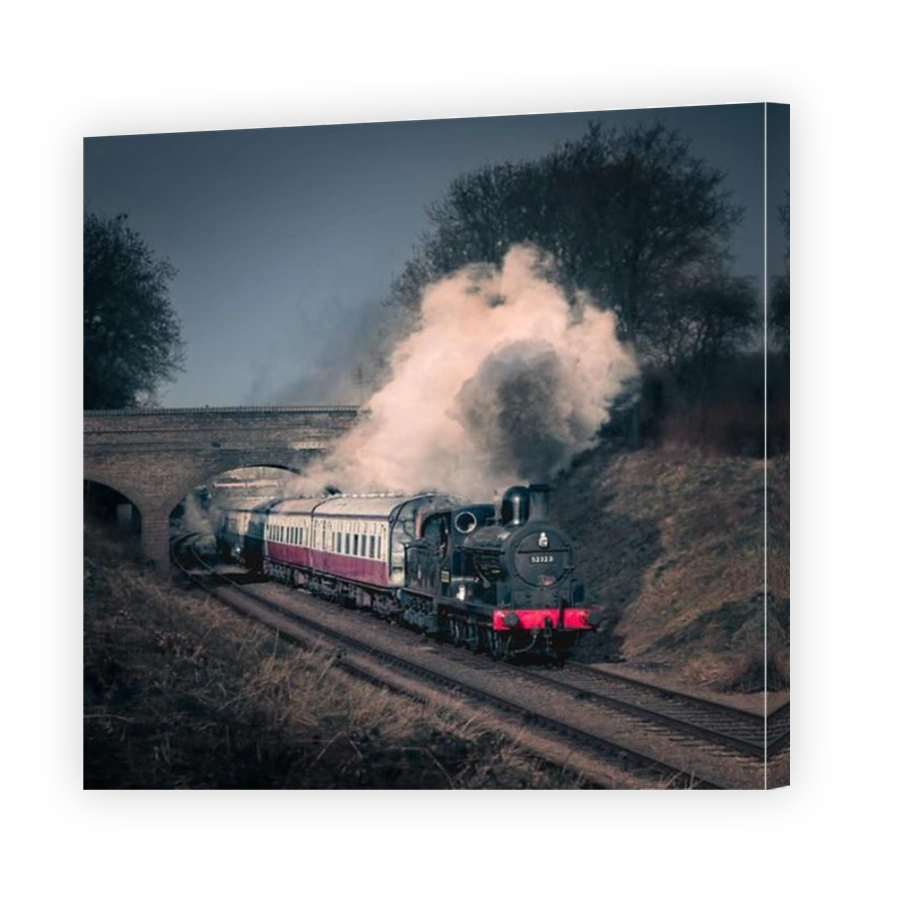 Steam trains in motion and with steam running on the Great Central railway