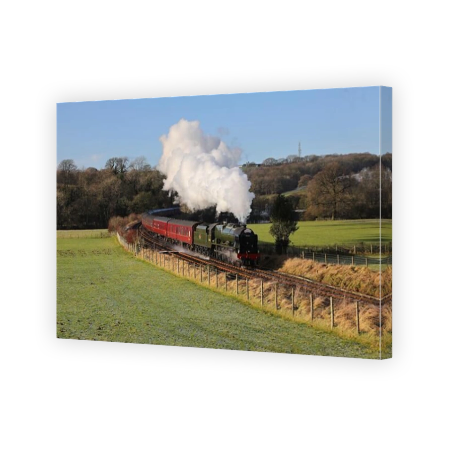 46115 approaches Wennington on 17.12.19 with WCR Santa Special from Lancaster around the Hellifield circuit.
