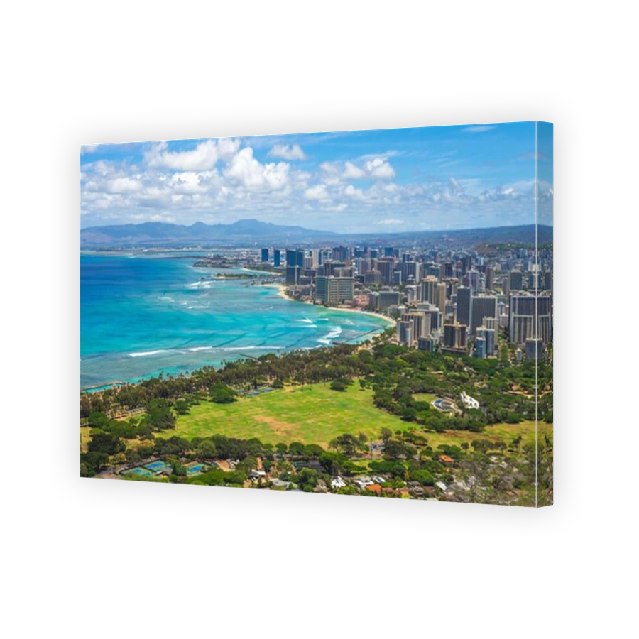 Aerial view of honolulu in Oahu, Hawaii, US