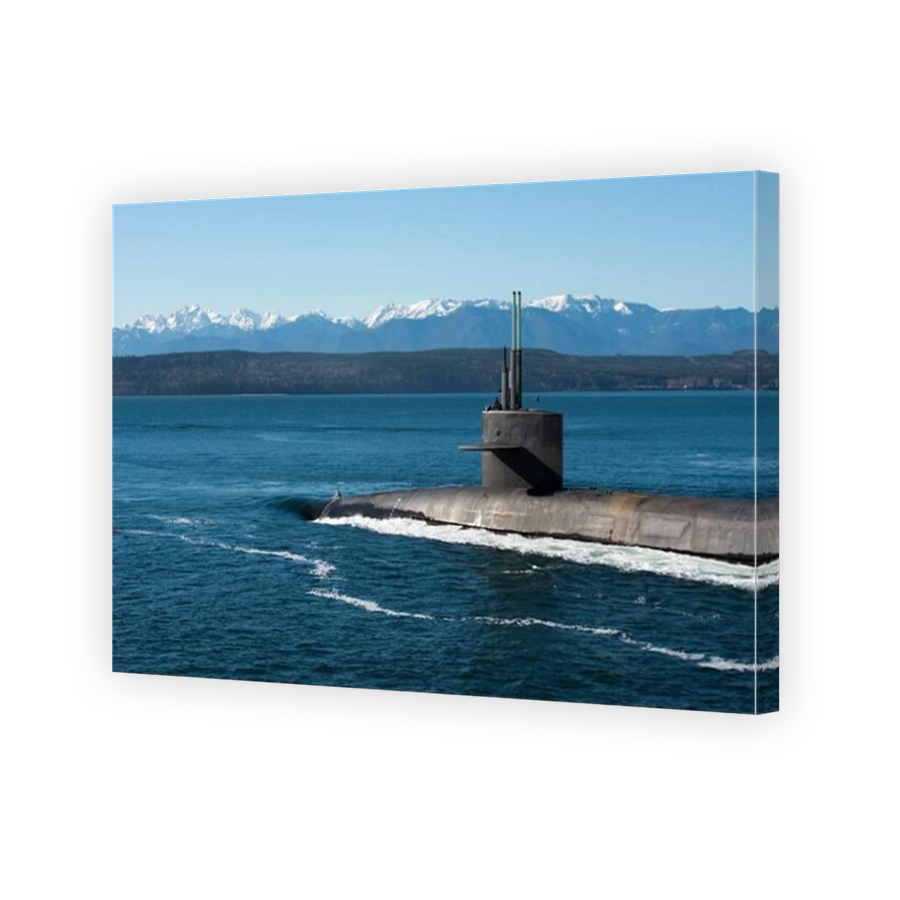 Ballistic-missile submarine USS Henry M. Jackson transits the hood canal.