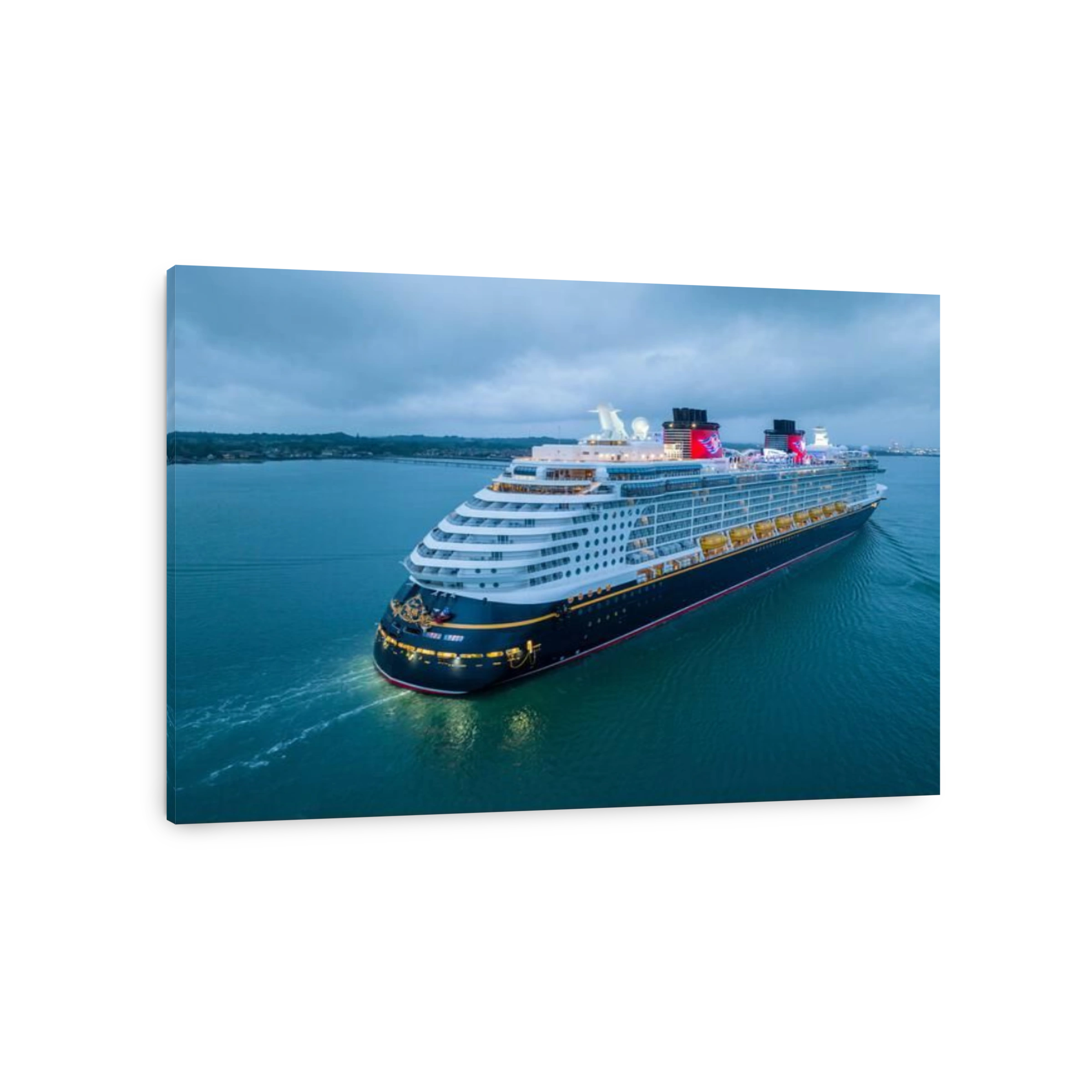 Disney Dream is a cruise ship operated by Disney Cruise Line, part of The Walt Disney Company. Arriving at Southampton.