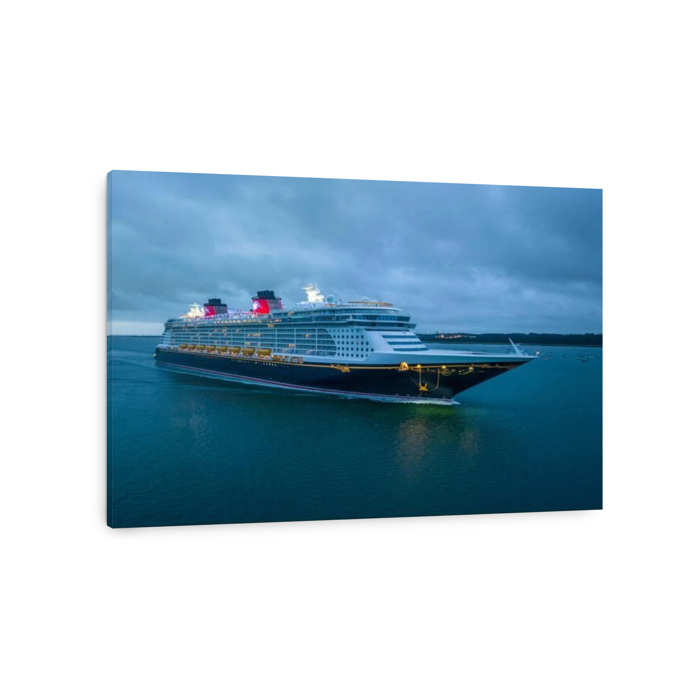 Disney Dream is a cruise ship operated by Disney Cruise Line, part of The Walt Disney Company. Arriving at Southampton.